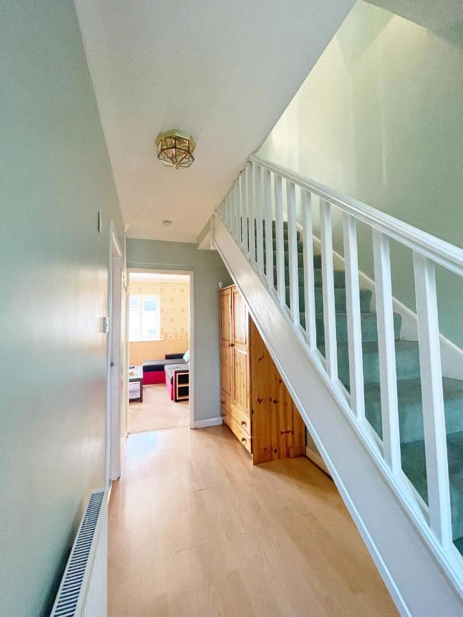 3 Bed Duplex Flat, Free Wifi & Netflix, Ideal For Contractors Lejlighed Gravesend Eksteriør billede
